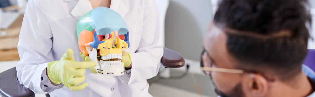 Estética:&nbsp;-&nbsp;Cambio de amalgamas por resinas en dientes posteriores