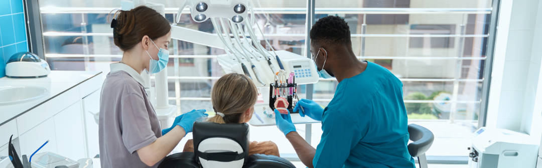 Rehabilitación oral:&nbsp;-&nbsp;Prótesis total removible